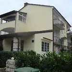 Premium Apartment Sunny